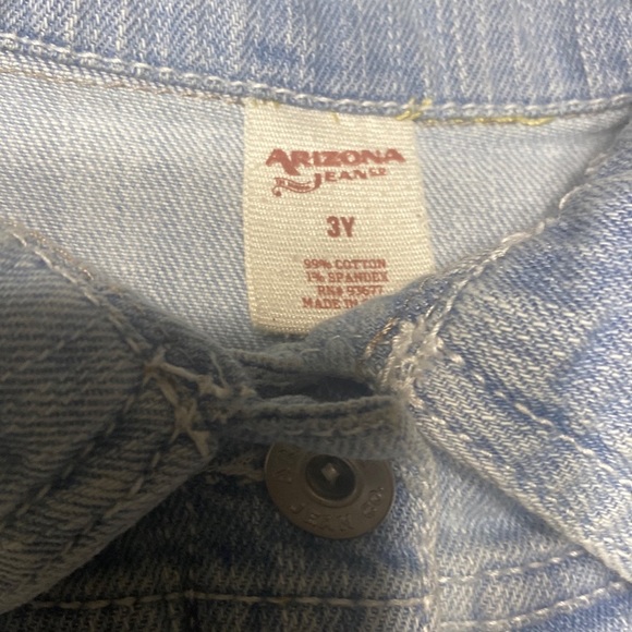 Sleeveless Jean Jacket - Picture 3 of 4